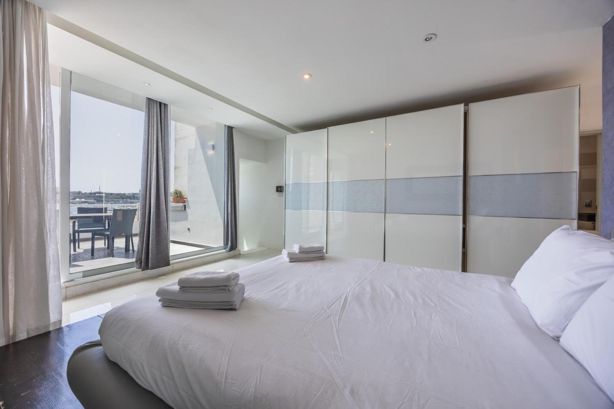 New Duplex Penthouse W Breathtaking Views By Sf Homes Gzira Екстериор снимка